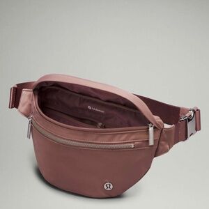Lululemon belt bag